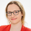 Portrait photo of Angela Heldstab