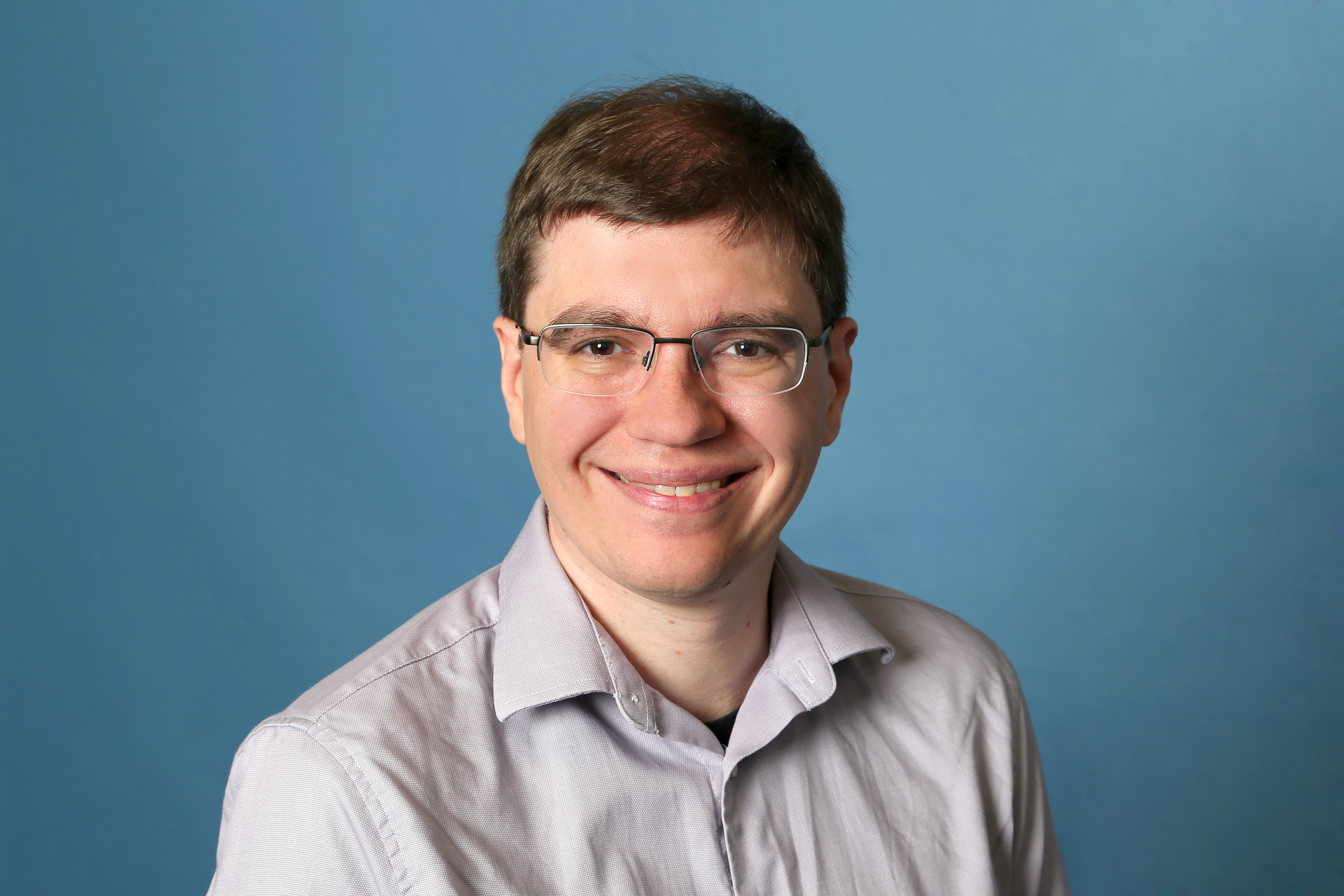 Portrait photo of Rico Sennrich